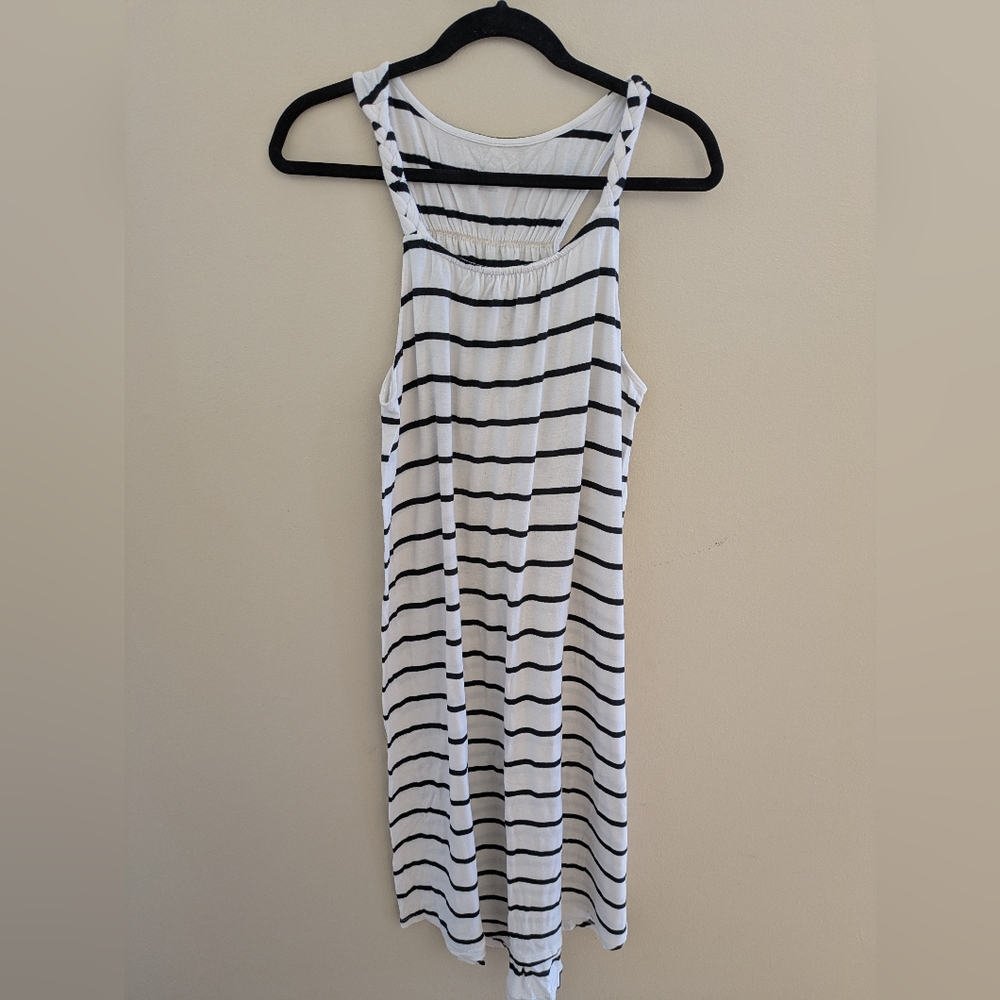 🤰 Liz Lange Maternity Sleeveless Maternity Dress